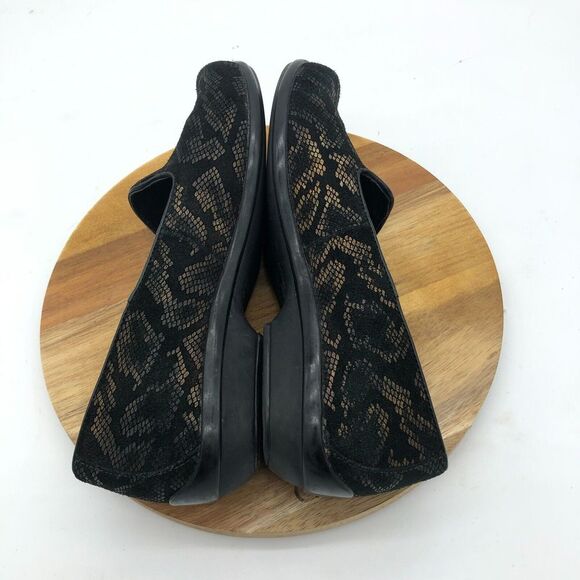 Dansko Olivia Loafers Shoe Womens EU 36 US 5.5-6 Black Gold Snake Print Flat - Picture 5 of 8